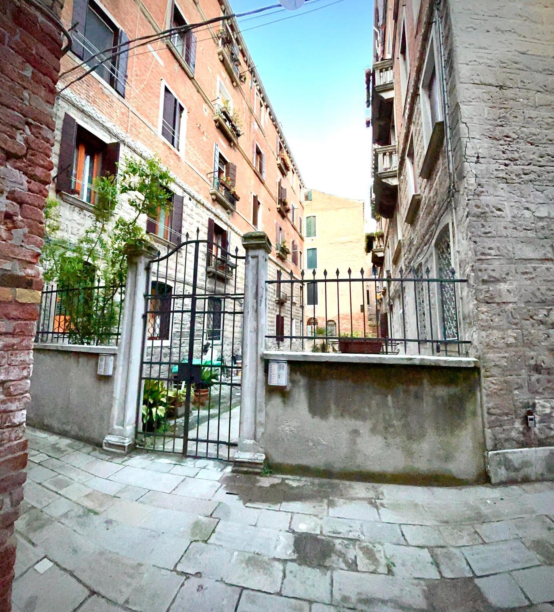 Suite Falier- Luminosa Venezia ภายนอก รูปภาพ